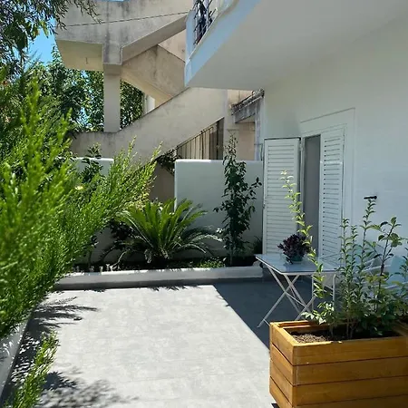 Lr Apartmán Sarandë