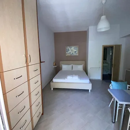 Lr Apartman Saranda