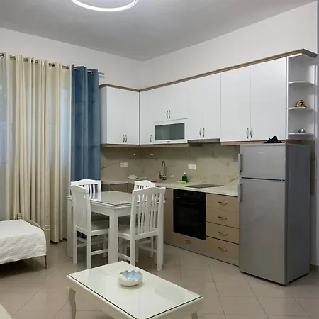 Lr Apartman Saranda
