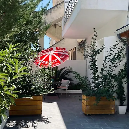 Apartament Lr